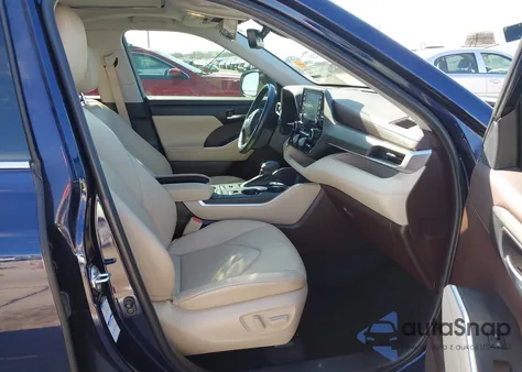 2022 Toyota Highlander Xle from USA, damaged, VIN 5TDGZRBH8NS229560